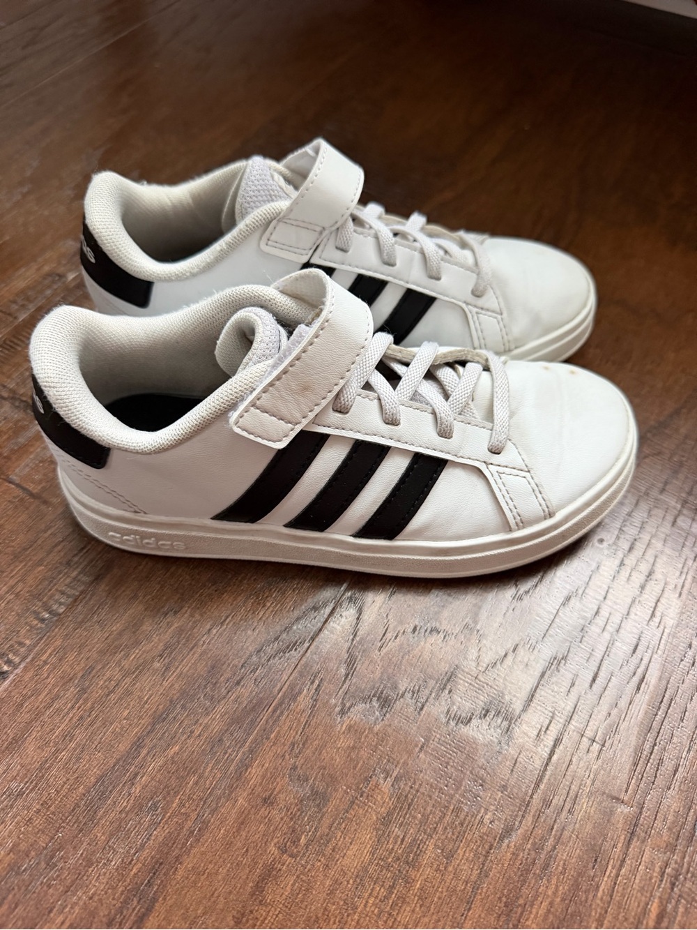 adidas Kids White Sneakers with Black Stripes and Hook-and-Loop Strap